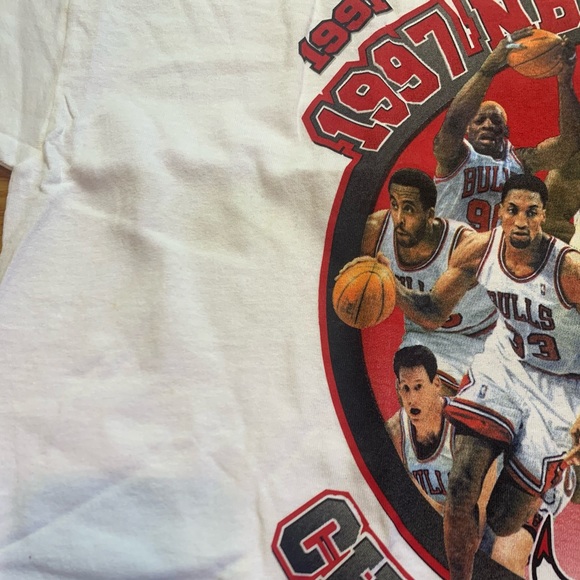 MOVING SALE -NWT VTG 97 Chicago Bulls Starter Championship Shirt -OFFERS/BUNDLES - Picture 5 of 8